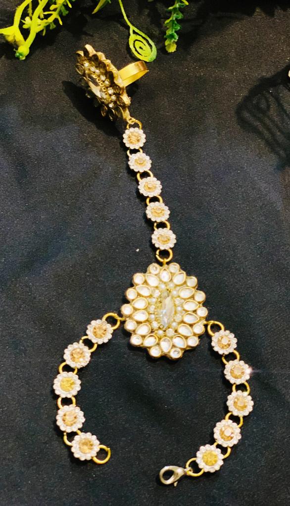 Angla Bangle