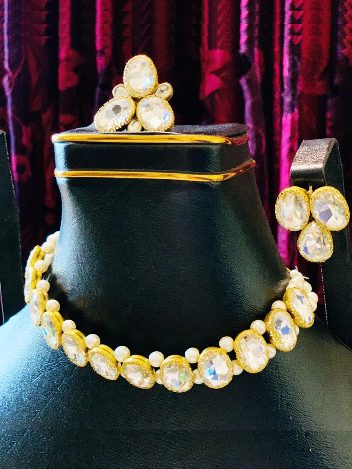 Stone Choker Set