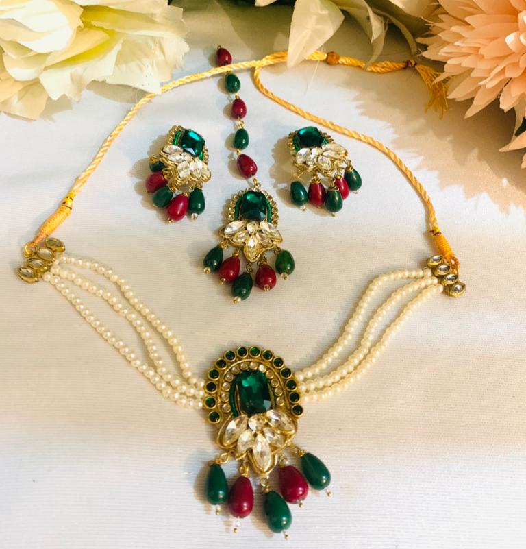 Pearl Kundan Choker Set