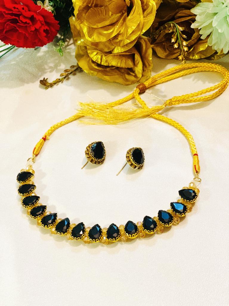 Stone Choker Set